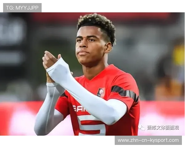 法国小将横空出世，6大豪门争抢年轻前锋，法国队新秀小将